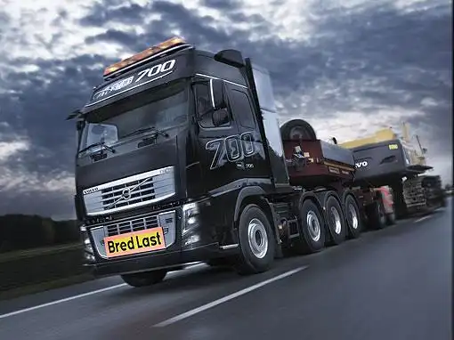 700匹惊人动力,volvo fh16拖车头最强登场
