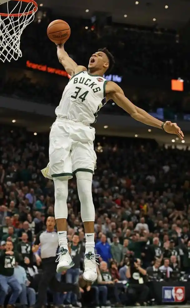 nba球星壁纸系列第十一期:字母哥