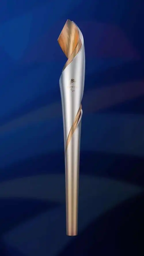 北京冬奥会,冬残奥会火炬"飞扬"亮相