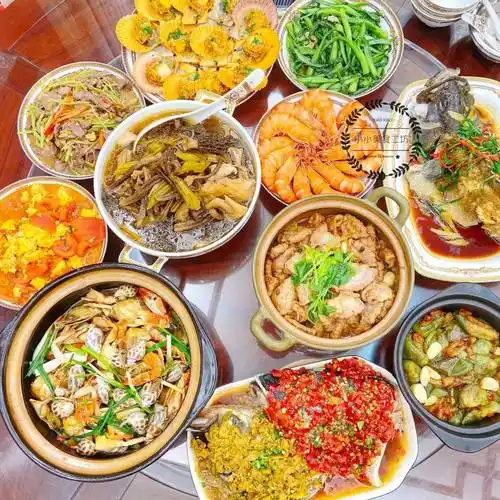 儿媳生日,婆婆一下午做10道硬菜,网友:这是当亲闺女了,羡慕_蚝油_大虾