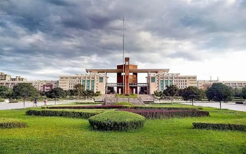 西北政法大学(长安校区)