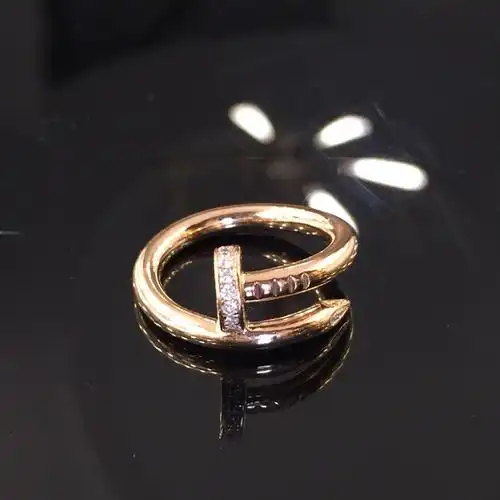 卡地亚-玫瑰金钉子戒指