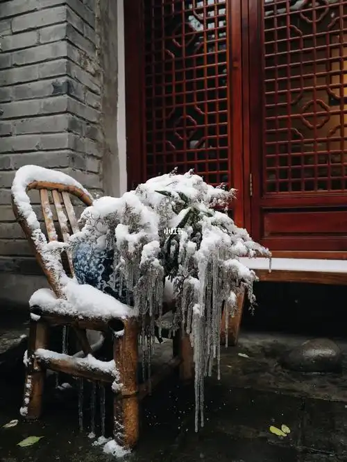 北京的第一场雪—胡同小院雪景_北京雪景_景点_雪景_胡同_王府井大街