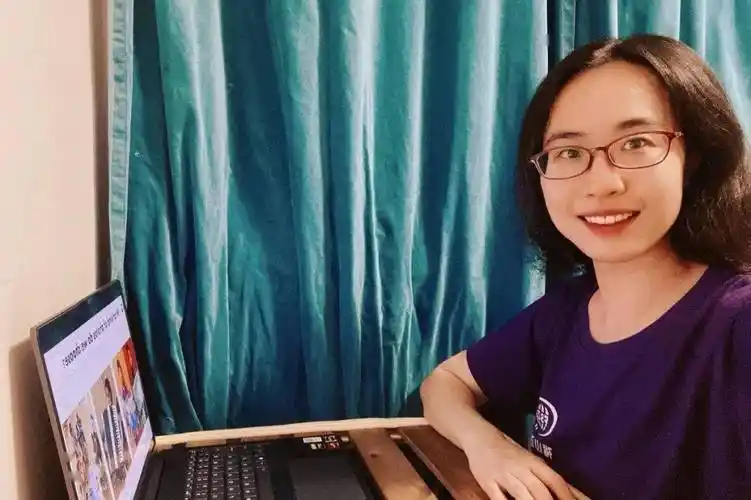 聚焦子问题"how to write captions for old photos in my memory