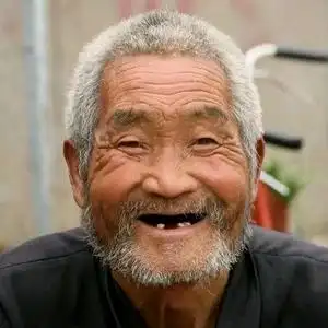 退休老大爷头像