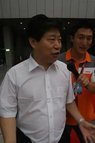 北京奥运组委张吉龙沈阳奥体中心建设是个奇迹