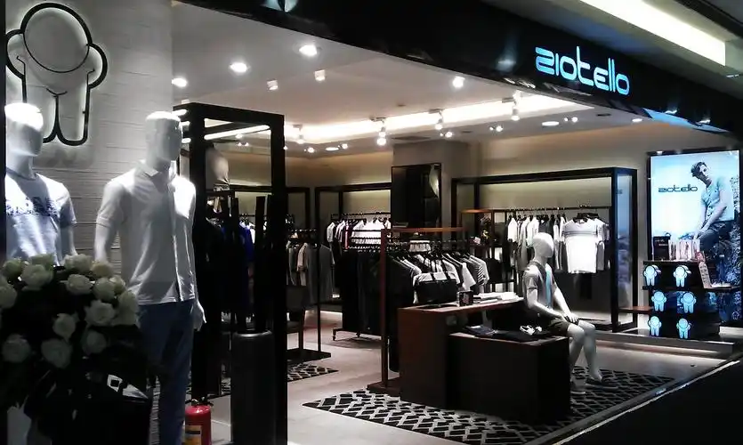 ziotello品牌店面形象设计_ziotello男装专卖店橱窗陈列展示【实图】