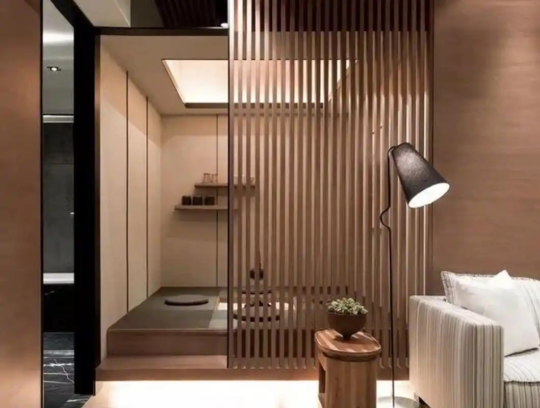 万物皆可云# 9款木质格栅隔断设计,让家拥有半遮半掩的朦胧美!
