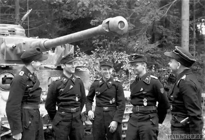 所以当武装党卫军第2装甲师的前任师长保罗·豪塞尔被任命为驻诺曼底