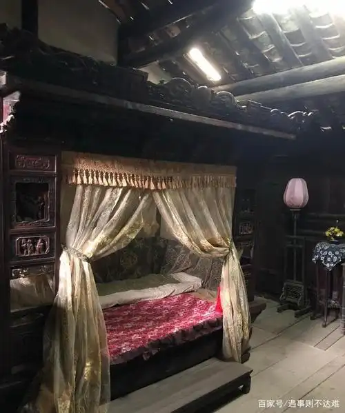 民国时期,这家妓院的木结构在大地震之后没有倒塌