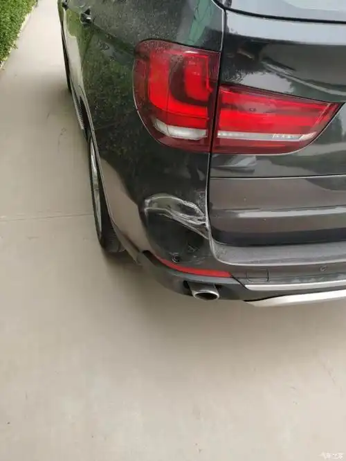 【图】真倒霉,首撞_宝马x5(进口)论坛_汽车之家论坛