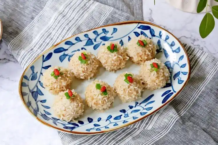 蒸出来的糯米珍珠丸子,好吃又健康,做法不难,一学就会