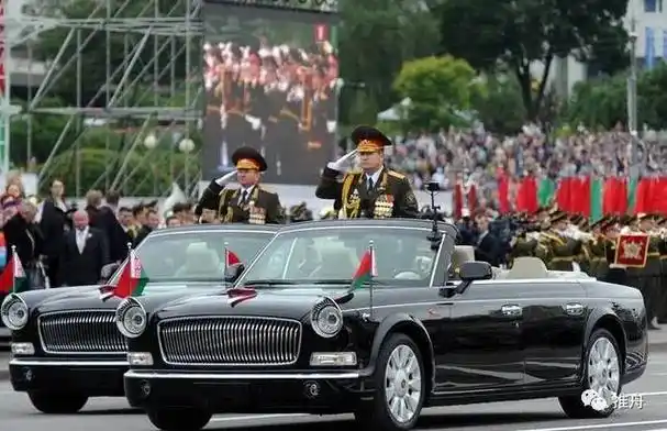 抖音图文来了 国之骄傲!红旗敞篷检阅车出现在外国阅兵式#红 - 抖音