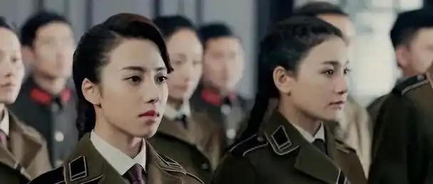 《蜂巢》:油头粉面,炸弹炸不死,这样的电视剧还能播出?