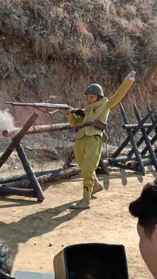 零距离看一下日本鬼子中枪的反应