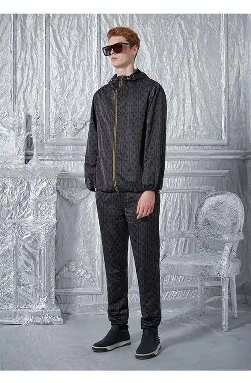 【老佛爷秋冬新品】经典双k印花撞色拉链连帽男士夹克2021