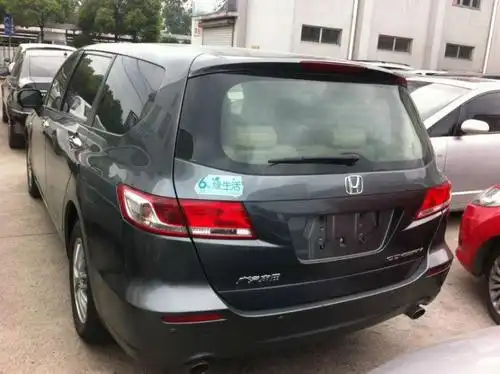 【上海】2010年10月 本田 奥德赛 2.4 豪华版 黑色 手自一体