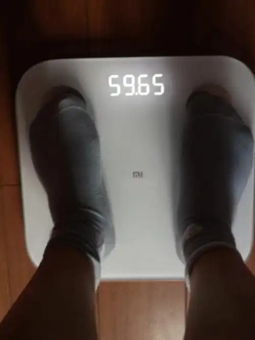 一个月了,一斤肉都没掉,雷打不动120斤,不掉称了.