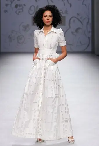 秀场 品牌 时装周 2020春夏 女装 婚纱 产品 单品 都会时尚 款式相册