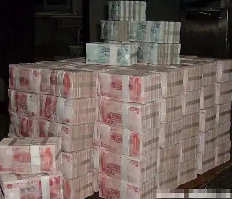 实拍人民币印制全过程 造币厂工人很坦然