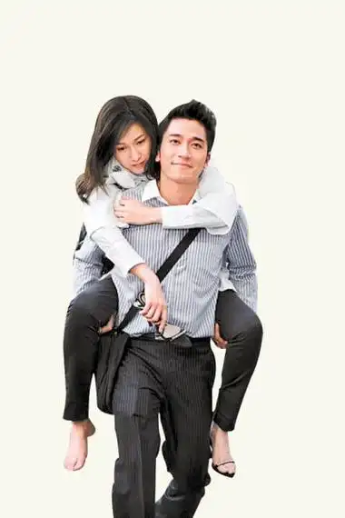 剧中的钟嘉欣与吴卓羲俨然是海藻与小贝《缺宅男女》讲述香港人的"房"