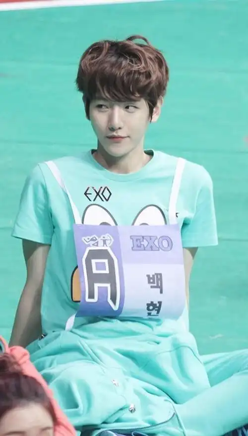 刚出道时的边伯贤