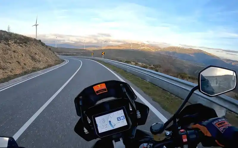 [第一人称] ktm 1290adv 摩旅记录,美丽风景_哔哩哔哩_bilibili
