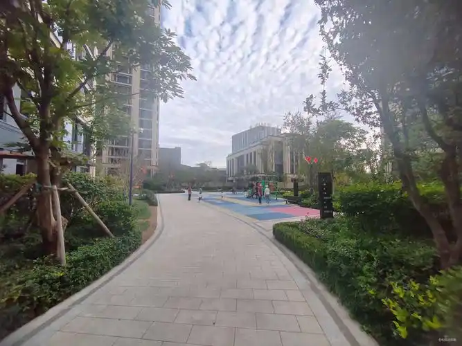 西安房产网>西安二手房>灞桥二手房>席王二手房>绿城新兴玉园>