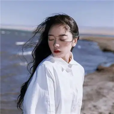 森系简约风格女生头像精选