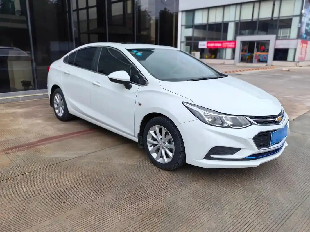 科鲁兹高清图,自动挡,18年4月上牌,车况必须精品.售价5. - 抖音