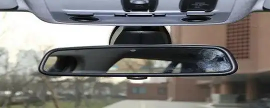 宝马中央后视镜在哪调