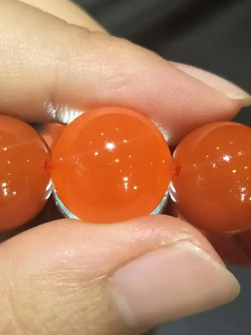 小滋先生带您认识保山南红