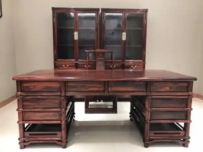 明式阔叶黄檀书桌