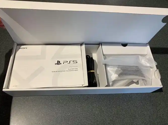 【多图】迟到的ps5美版开箱 问答首先还是要吐槽一下美国人简陋的包装