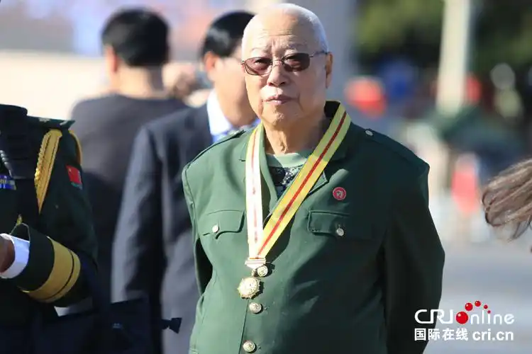 阅兵现场的老兵(组图)
