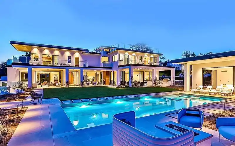 比弗利山庄￥1.5亿现代轻奢别墅,温馨暖色调现代简约室内设计