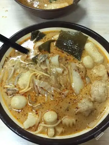 年轻人麻辣烫里最爱的这几种"菜"竟全是合成食品?聪明人从不拿!