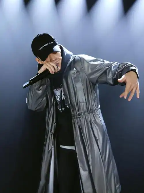 pgone万磁王帅气图片66