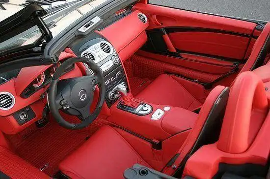 奔驰slr 百公里加速仅3.6秒