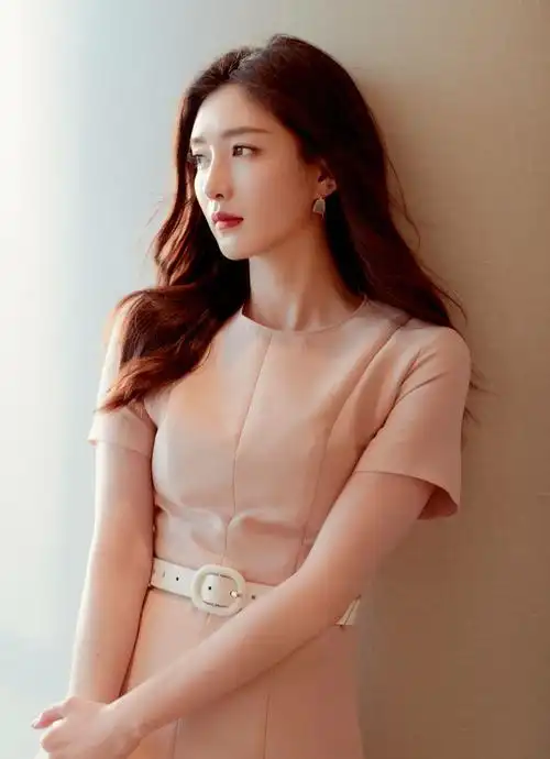 高冷御姐江疏影,每一张照片都让人深深折服