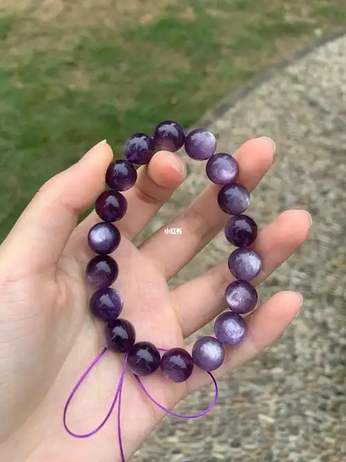 颜色特别正的一条,当时有好多人抢#紫锂云母  #水晶