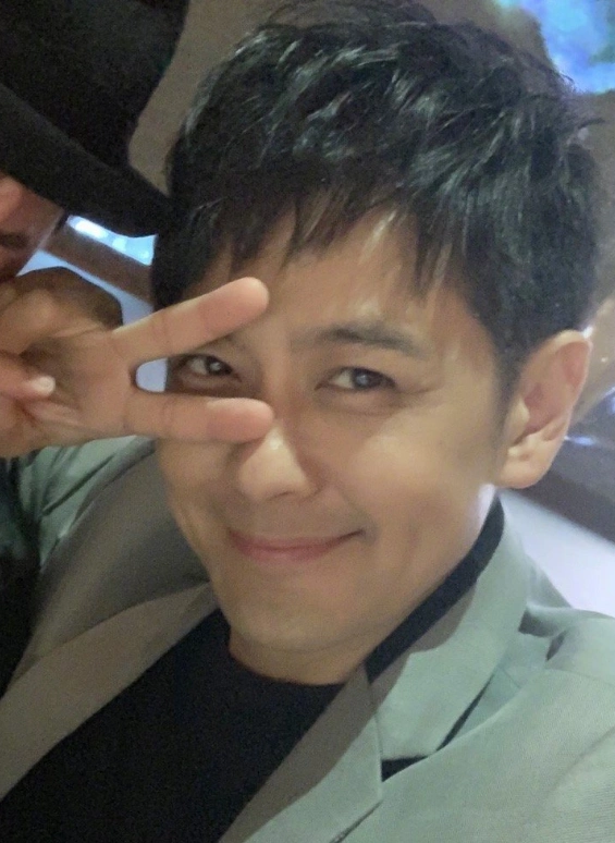 林志颖算什么不老?素颜公开显真容,一眼望去就是老大叔