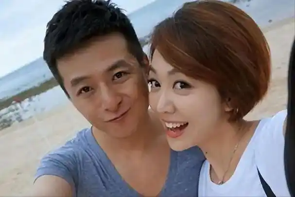 回顾姜妍:错爱妈宝男,遭男友妈嫌弃,干妈宋丹丹拿她当亲闺女