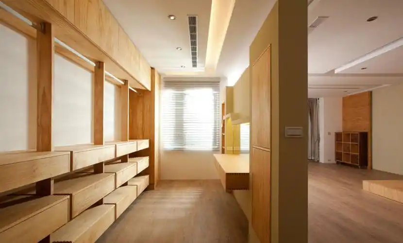 休闲多元更衣室设计效果图