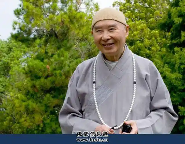 净空老法师:用真诚,恭敬心念佛