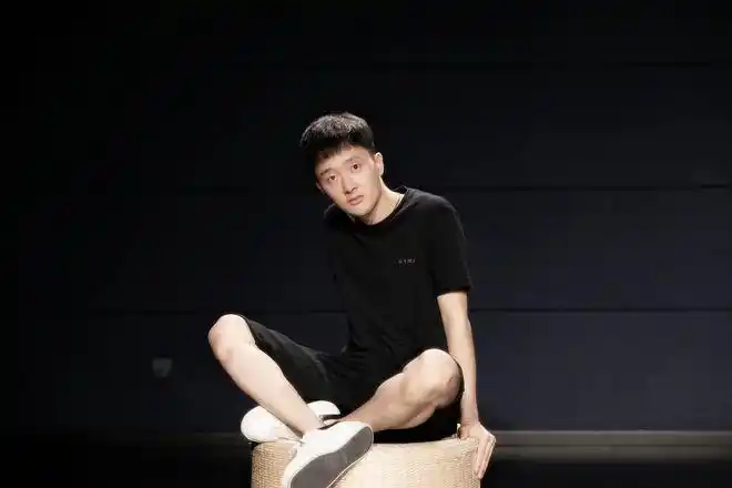 邓皓演技获肯陈坤山下学堂首批学员毕业