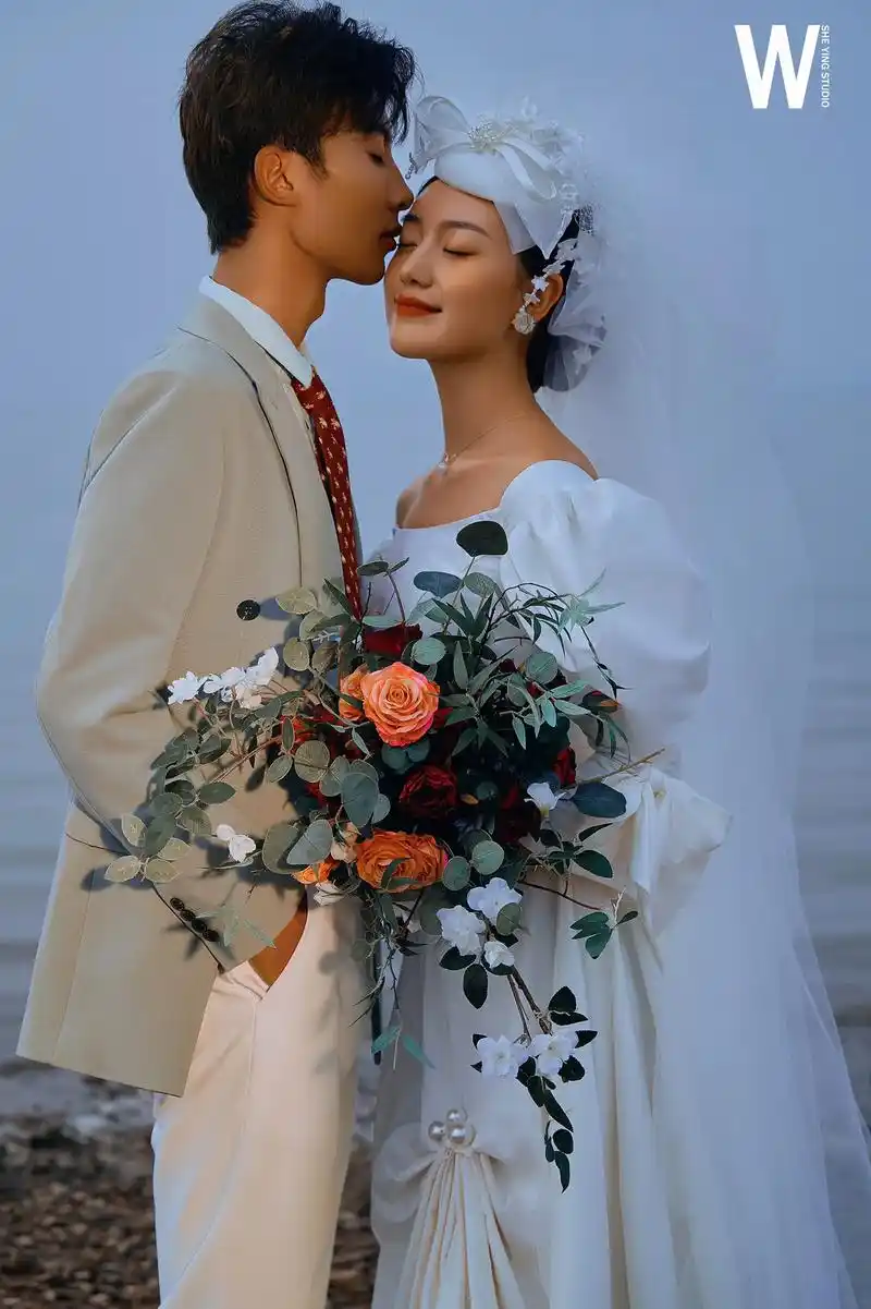 婚纱照风格推荐 #晒一晒我的婚纱照 # - 抖音