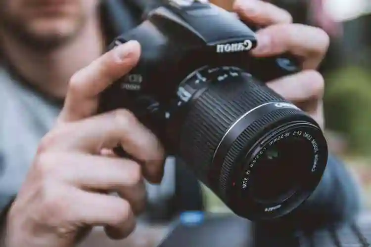 免费照片: 摄影师, 相机, 镜头, 孔径, 设备, 人, 人, 重点