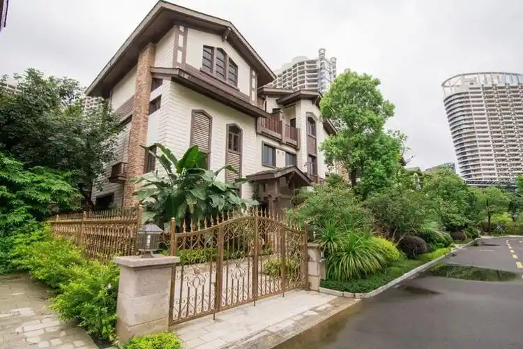 叹海首选~碧桂园十里银滩·别墅1780元/栋,豪华4房 24小时贴心管家