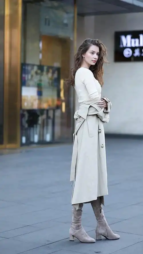 白俄罗斯小姐姐,感觉恋爱了!如果是你女朋友 你几点回家?